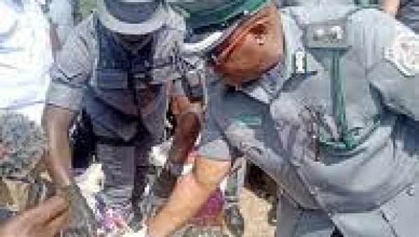 Nigeria Customs intercepts N500m ammunition hidden in sacks of garri 